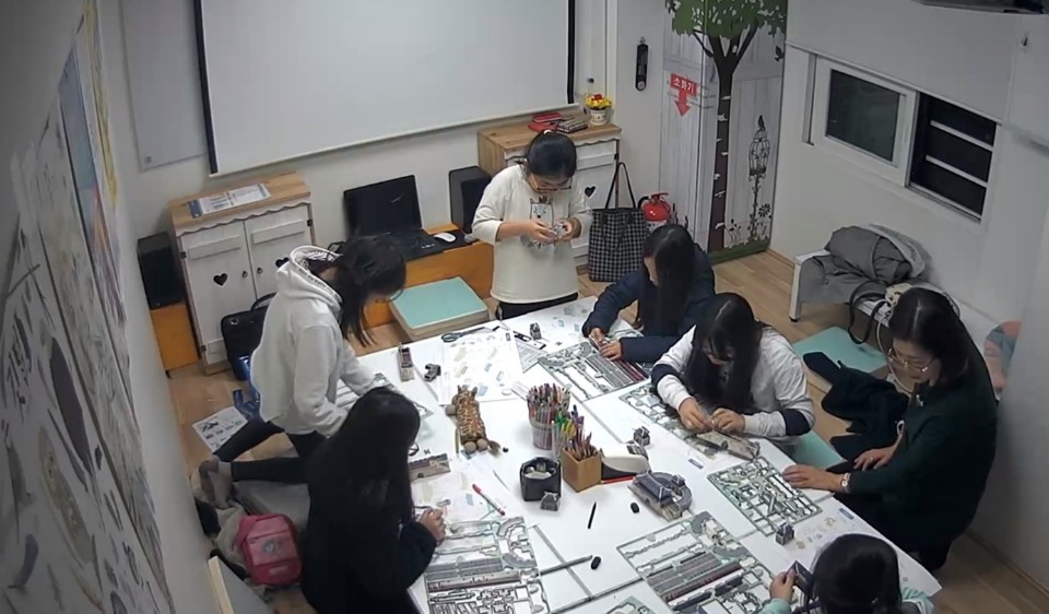 소나무언덕1호작은도서관_역사야 놀자(3).jpg