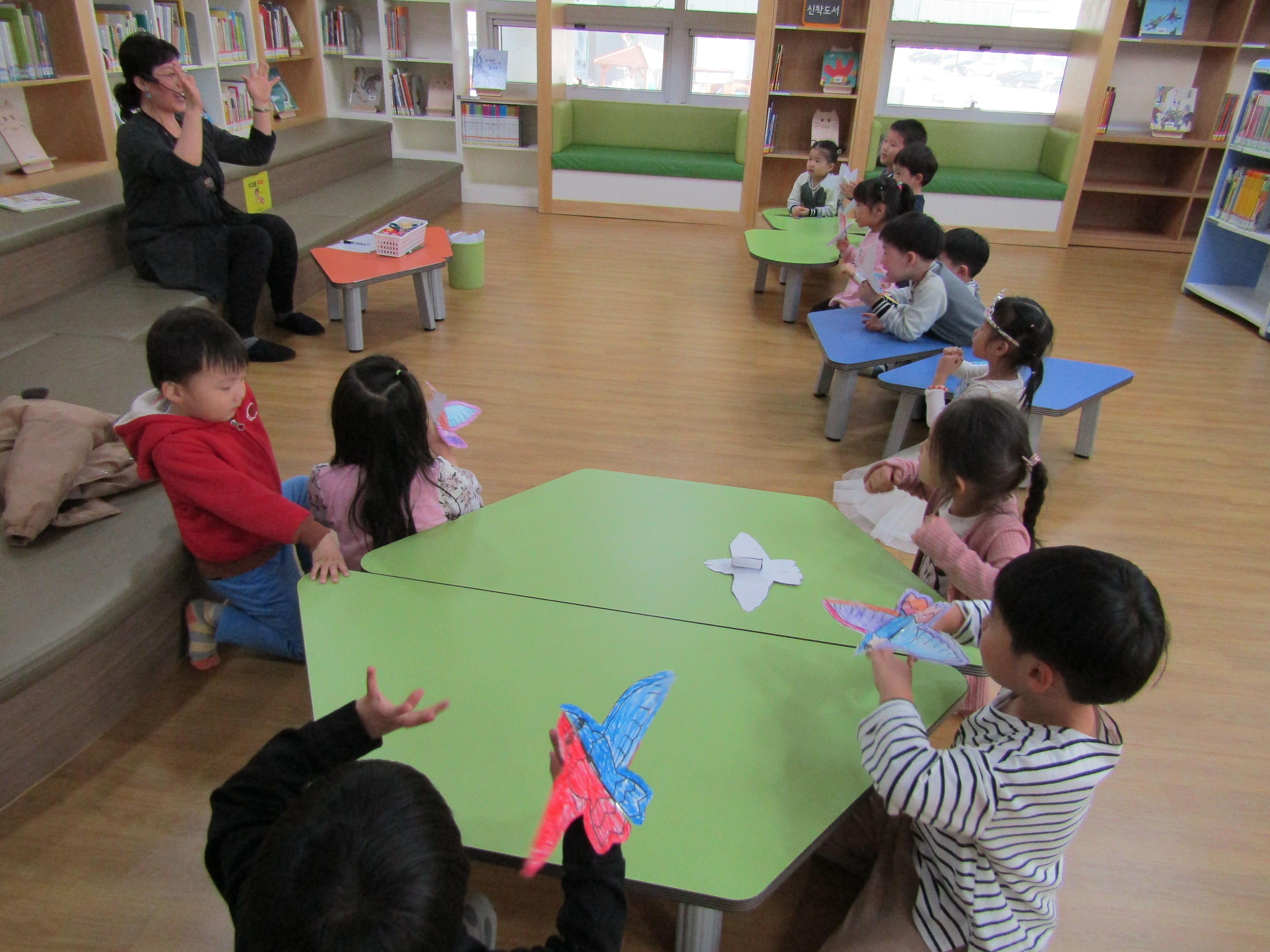 완료사업_책이랑 놀자(2).JPG