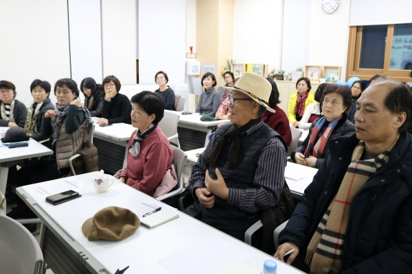 4색의 노후 황혼의 사색.jpg